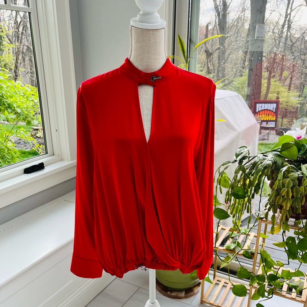 Elias Rumelis keyhole neckline blouse